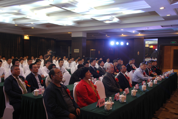 塑料染色、改性顆粒生產(chǎn)廠家----青島中新華美塑料有限公司20周年慶典