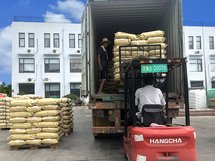 山東改性工程塑料生產(chǎn)廠家塑料原材料出口30余個國家，質(zhì)量穩(wěn)定，性能可靠！